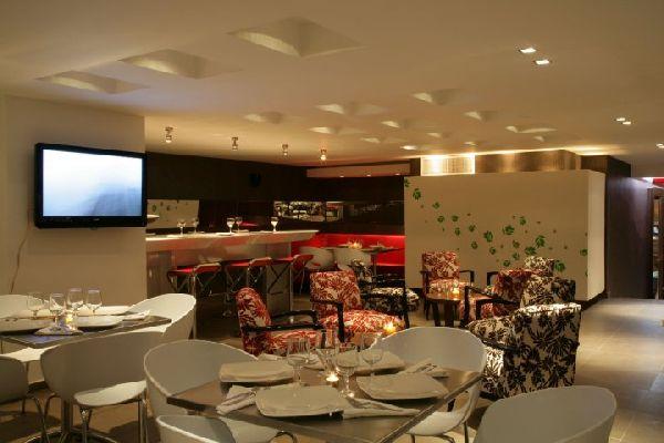 San Simon Hotel Pereira By Soratama 外观 照片 The interior of the restaurant